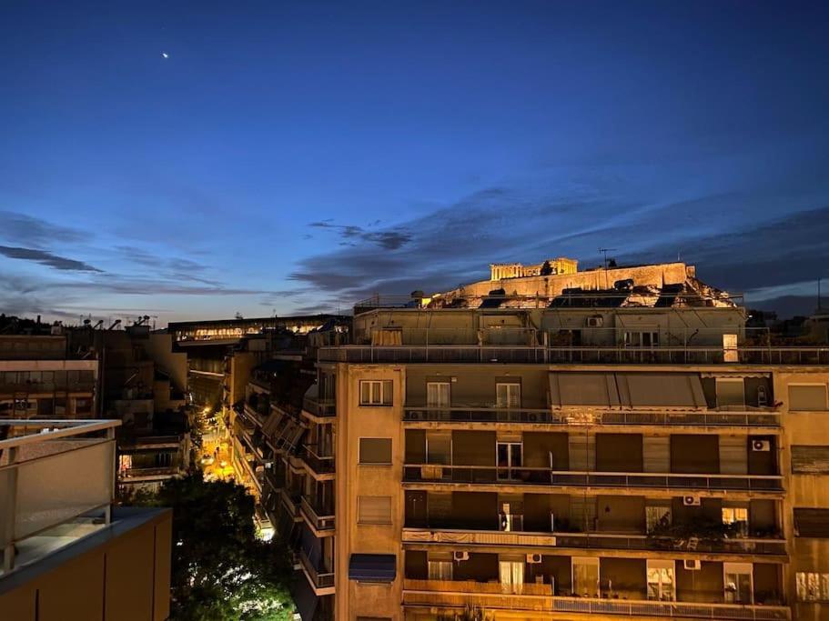Lovely Apt W/Heated Jacuzzi &Full Acropolis View Афины Экстерьер фото