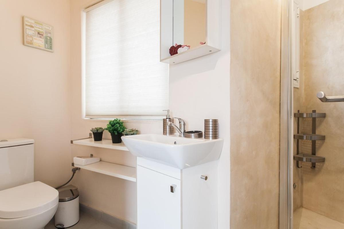 Lovely Apt W/Heated Jacuzzi &Full Acropolis View Афины Экстерьер фото