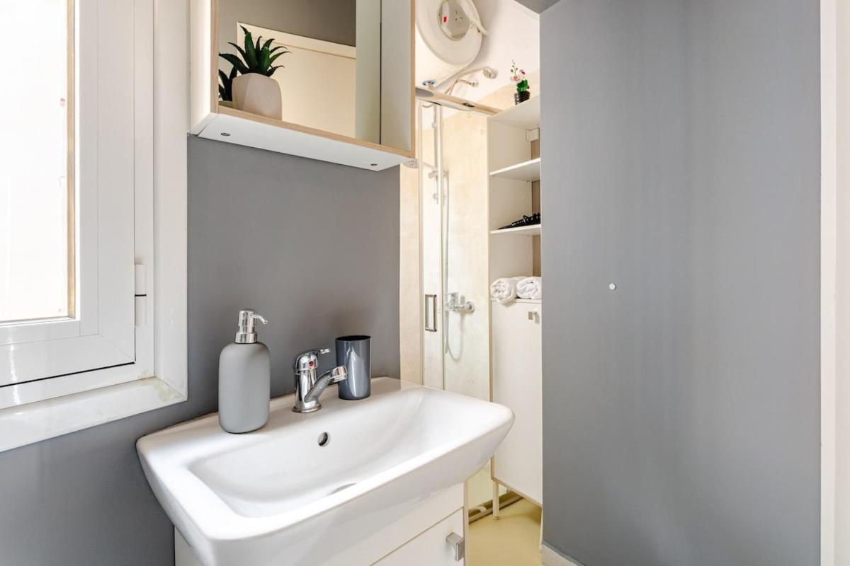 Lovely Apt W/Heated Jacuzzi &Full Acropolis View Афины Экстерьер фото